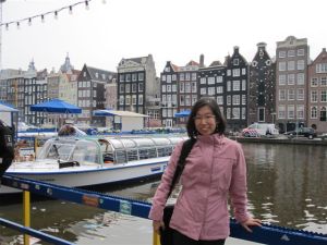 In front of the canal cruise ^^